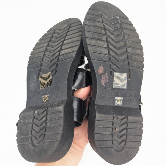 ASOS chunky black strappy gladiator platform sandals - Picture 8 of 12